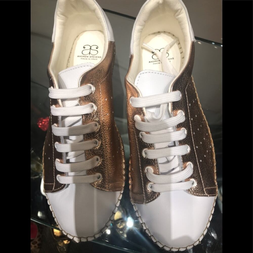 Andrew Stevens rose gold Metallic and WhT sneaker